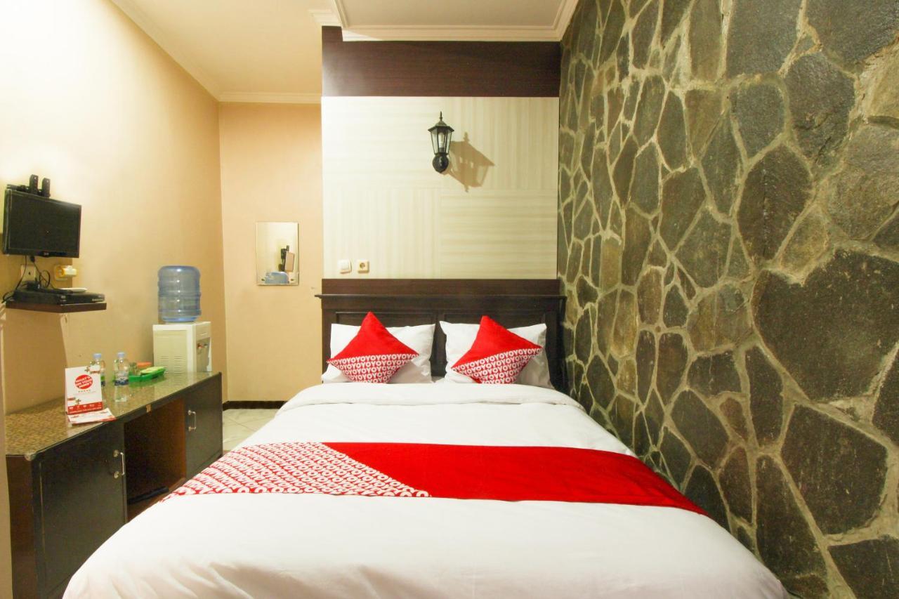 Oyo 820 Abad Baru Hotel Pangandaran Kültér fotó