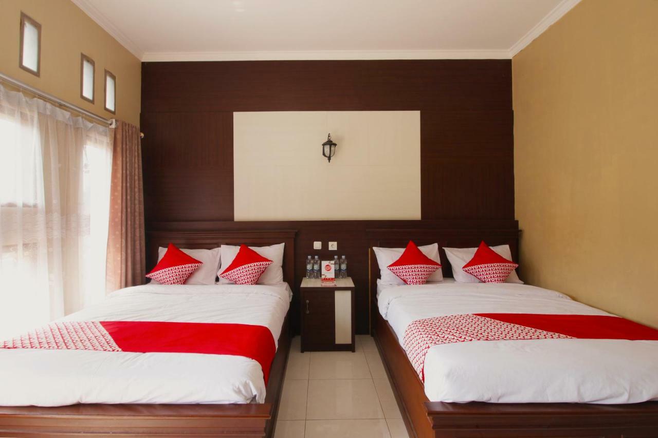 Oyo 820 Abad Baru Hotel Pangandaran Kültér fotó