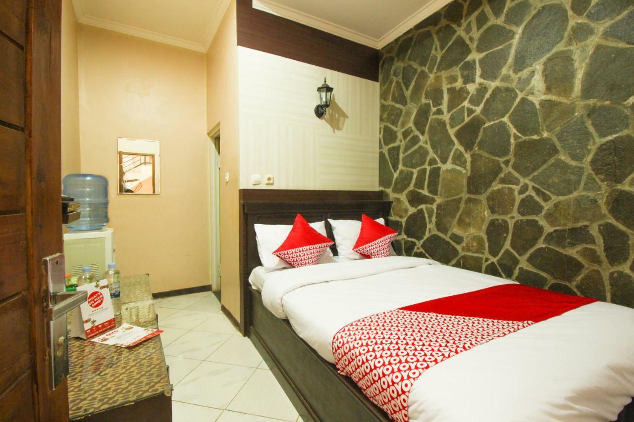 Oyo 820 Abad Baru Hotel Pangandaran Kültér fotó
