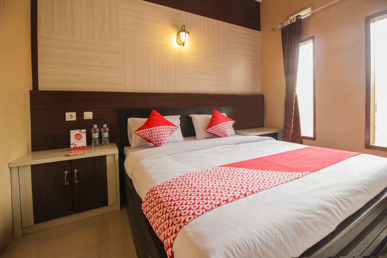 Oyo 820 Abad Baru Hotel Pangandaran Kültér fotó