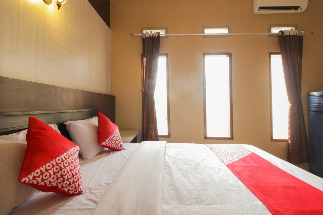 Oyo 820 Abad Baru Hotel Pangandaran Kültér fotó