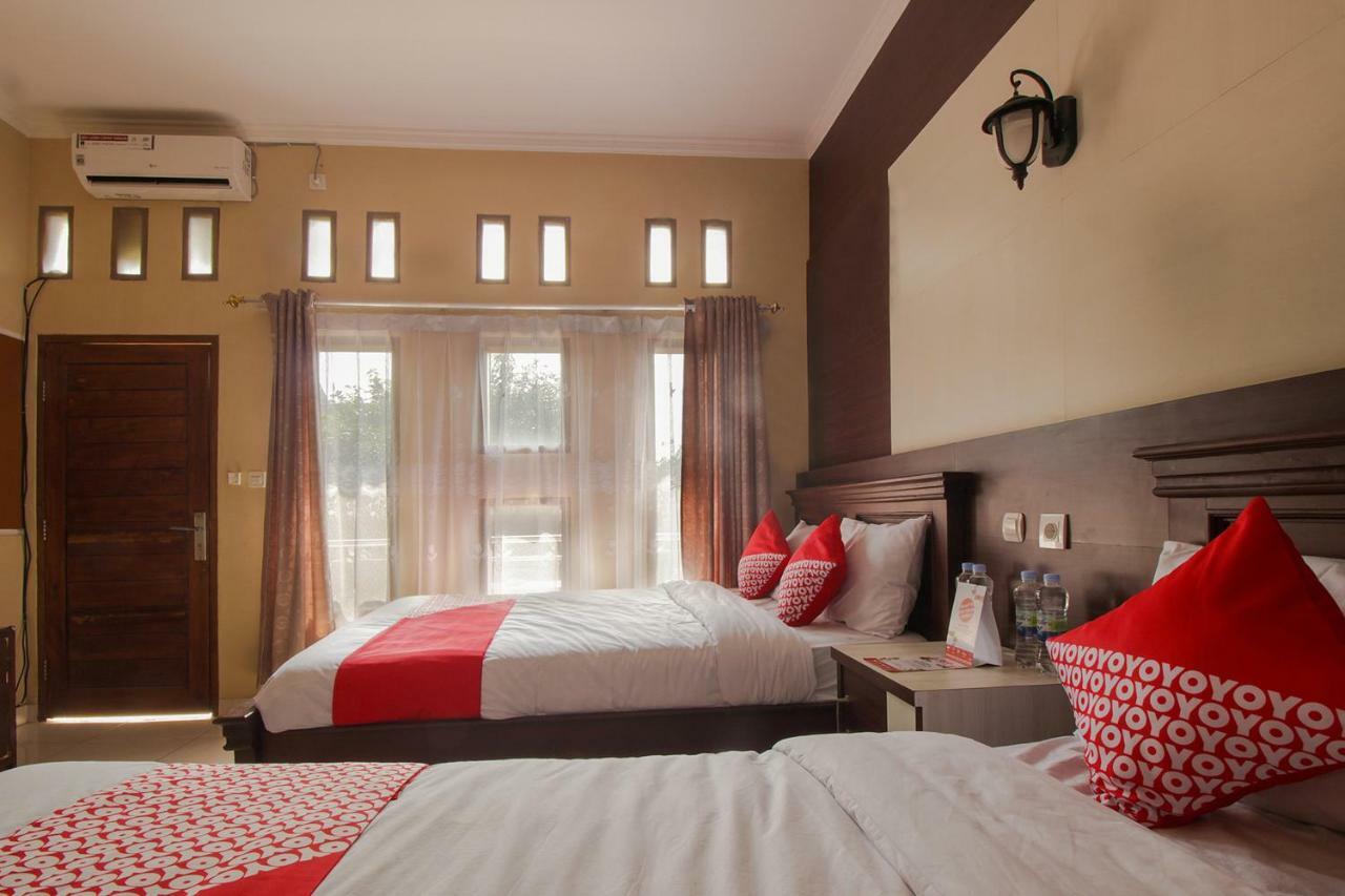 Oyo 820 Abad Baru Hotel Pangandaran Kültér fotó