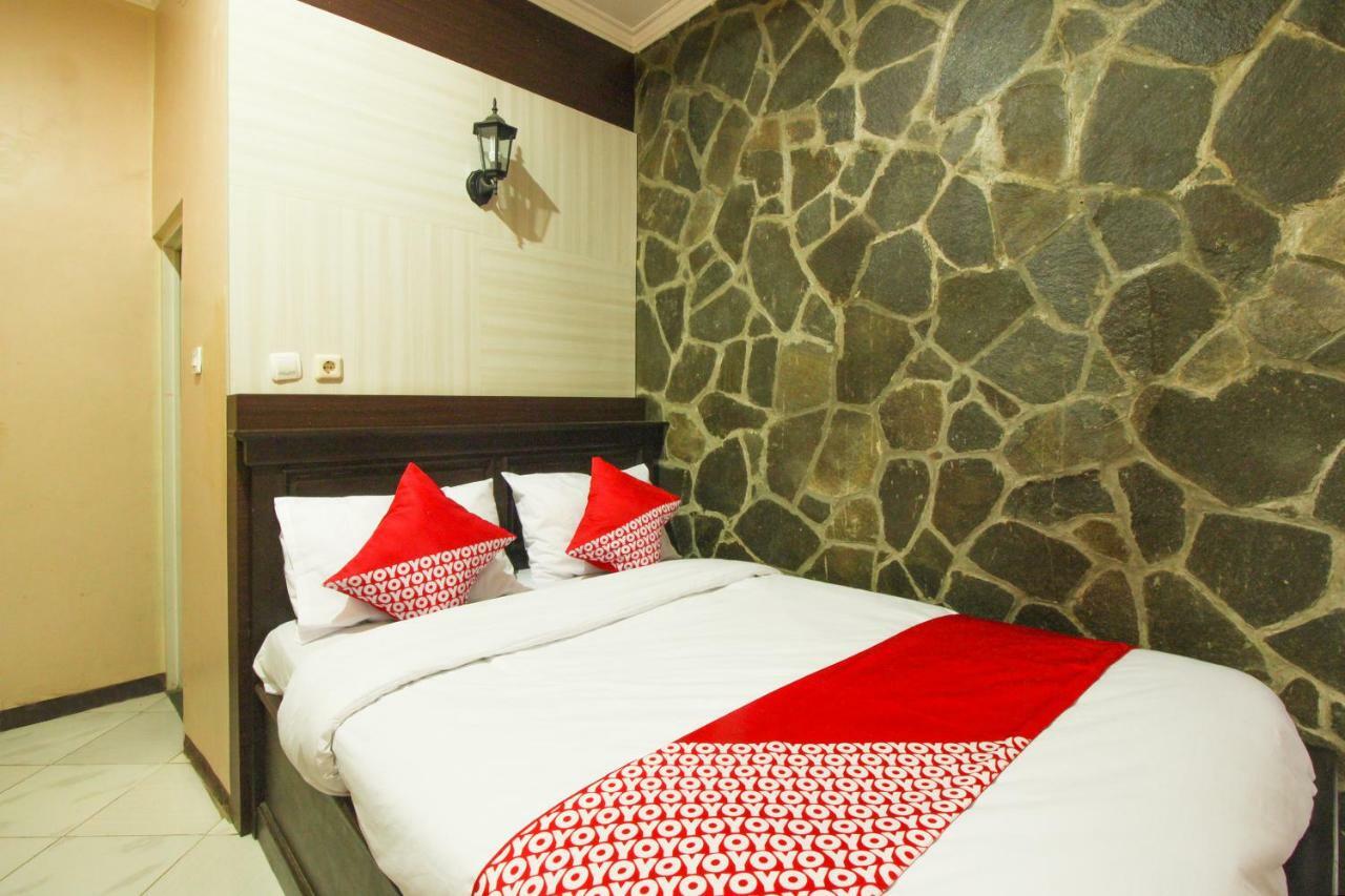 Oyo 820 Abad Baru Hotel Pangandaran Kültér fotó