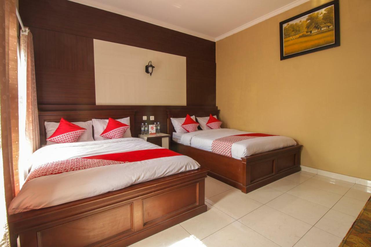 Oyo 820 Abad Baru Hotel Pangandaran Kültér fotó